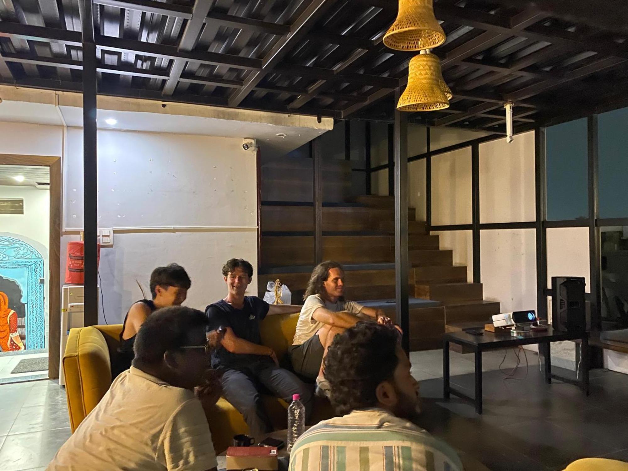 Madpackers Jaipur Hostel Exterior photo