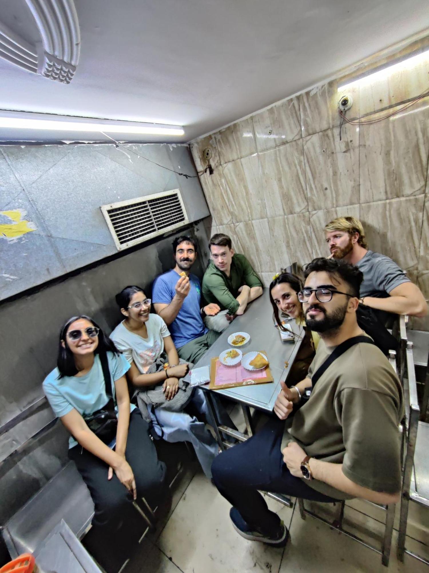 Madpackers Jaipur Hostel Exterior photo